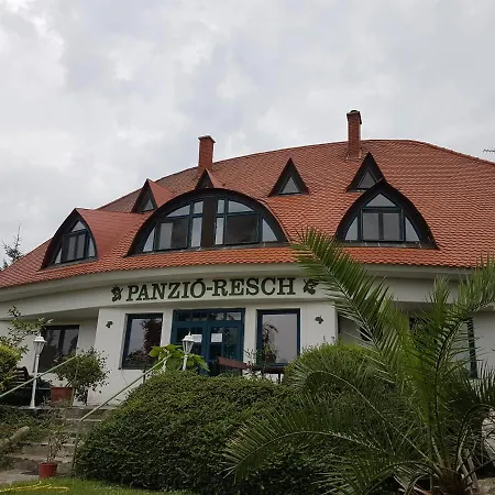 Panzio - Resch * Varvolgy
